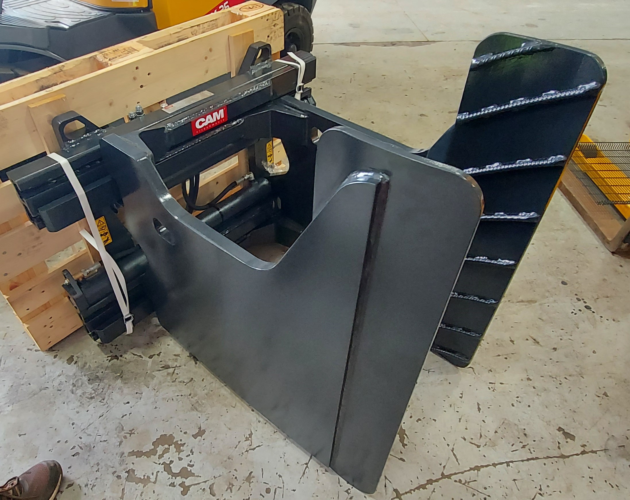 AL692 CAM HBTY26A0T.07 Tyre Clamp Allways Forktruck Services Ltd