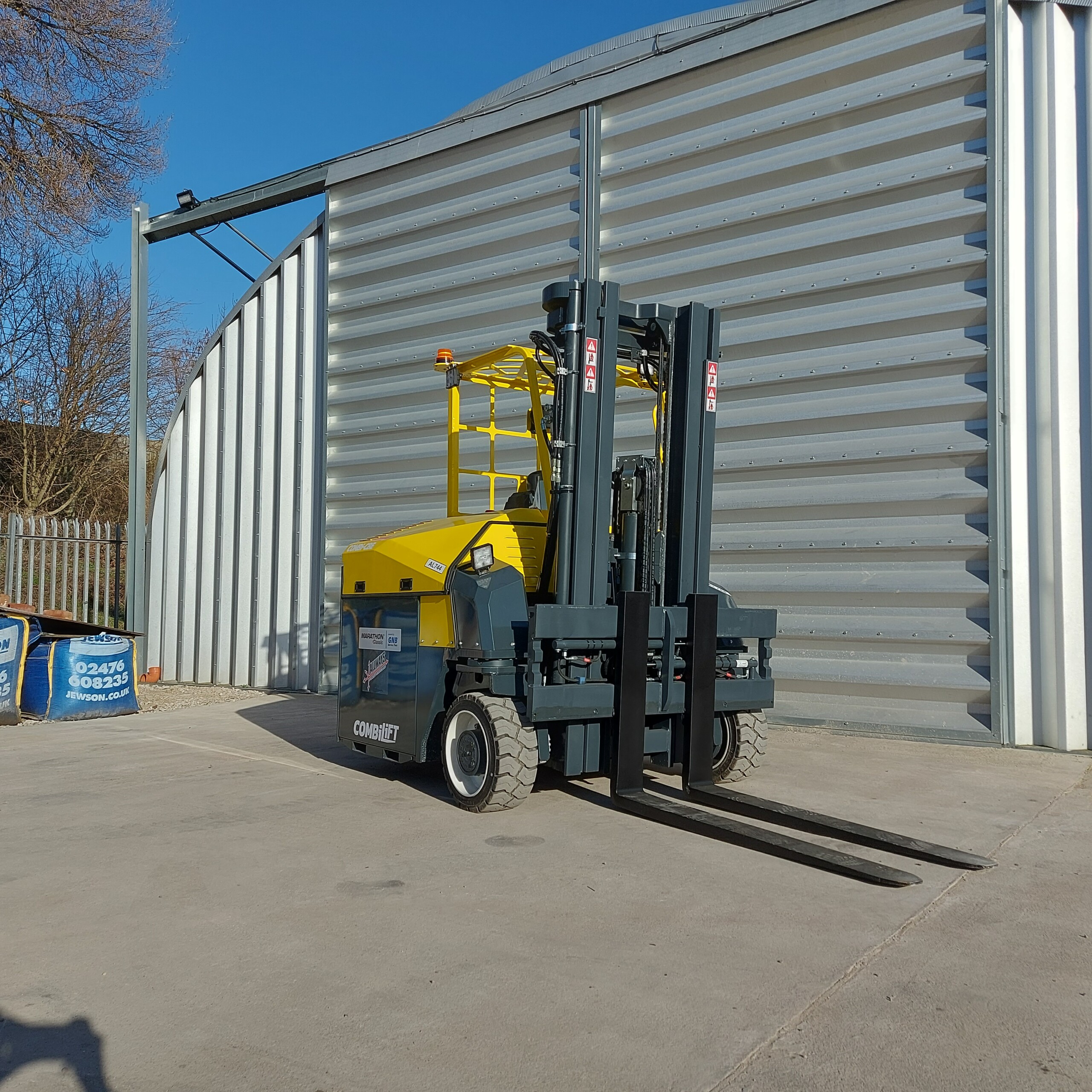 AL744 COMBILIFT CBE4000 4.0 Tonne Electric